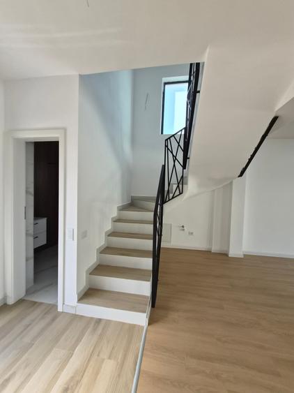 Vila Individuala 5 camere, dormitor parter LA CHEIE! - 12