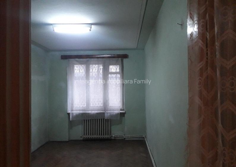 Apartament cu 2 camere decomandate Zona George Enescu