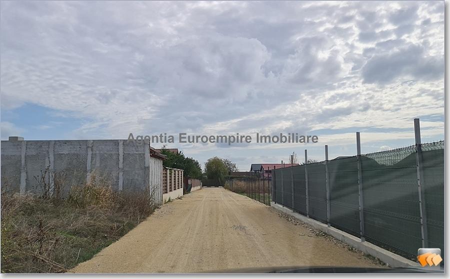 Teren de vanzare in Lazu - 8