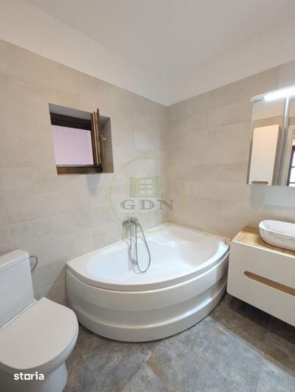 Casă cu 3 camere cu Teren 370 Mp în Lazaret