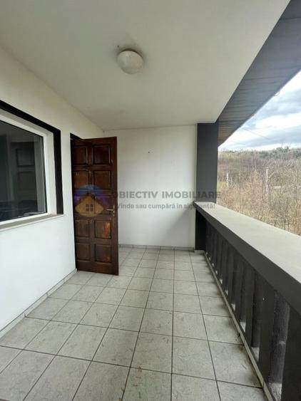 Casă cu 6 camere cu Canalizare în Alexandru cel Bun