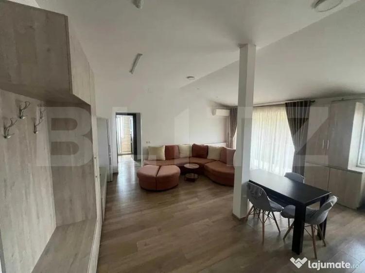 Apartament cu 3 camere semidecomandat în Tudor