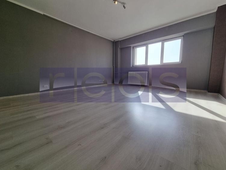 Apartament cu 2 camere decomandat, mobilat în P-ța Unirii