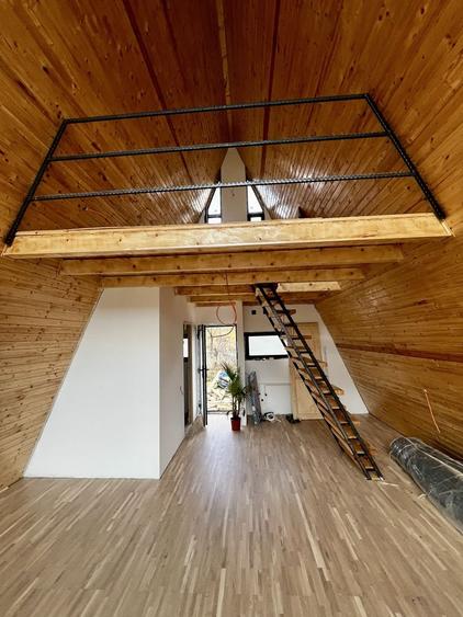 Casă cu 2 camere în Central
