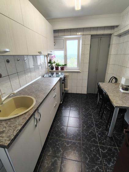 Apartament cu 3 camere decomandat în Nord