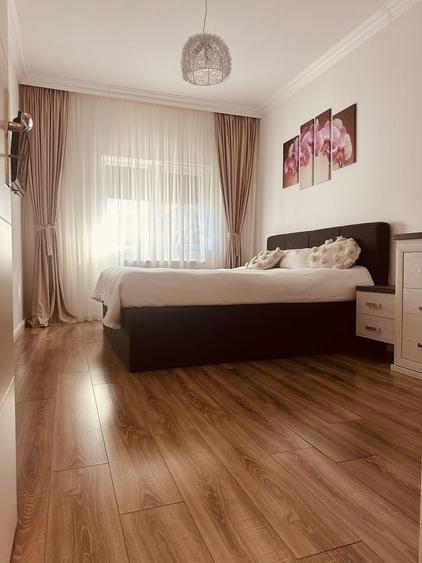 Casă cu 4 camere în Dumbrăvița