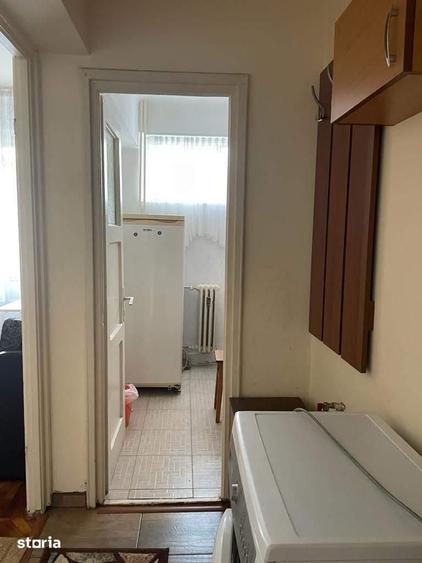 Garsonieră decomandată în Central