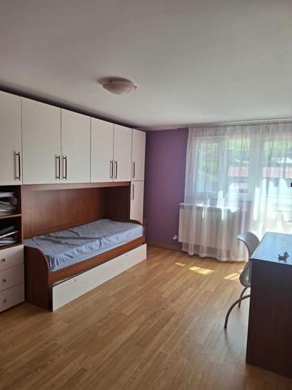 Casă cu 4 camere în Bogonos
