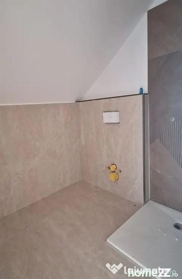 Casă cu 4 camere cu Teren 280 Mp în Lumina