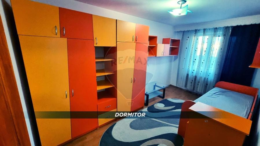 Apartament decomandat cu 2 camere de vânzare str. Cuza Voda - 7