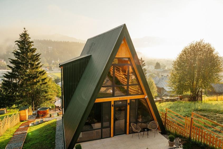 Afacere la cheie in Vatra Dornei, 2 cabane tip A Frame! - 15