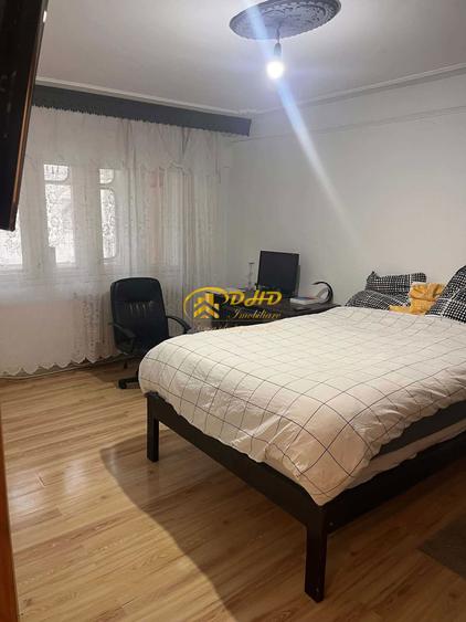 Apartament 3 camere Dacia - 1