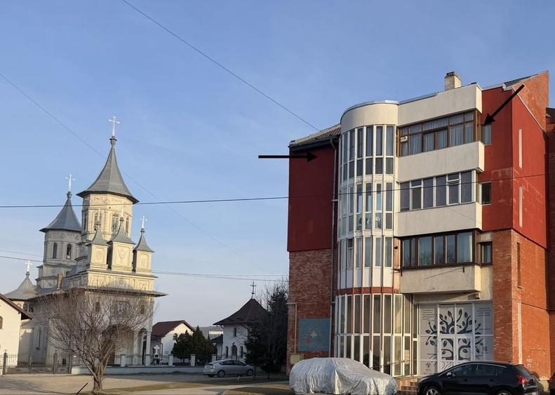 Apartament cu 2 camere decomandat în Central