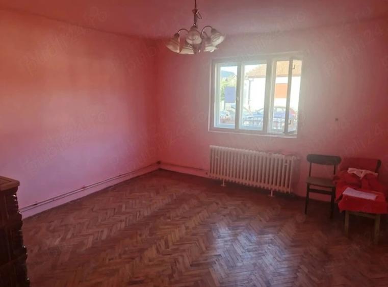 Casă cu Teren 2 Mp în Central