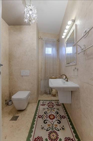 Vila   de LUX la vanzare in  Parcul Sub Arini - 13