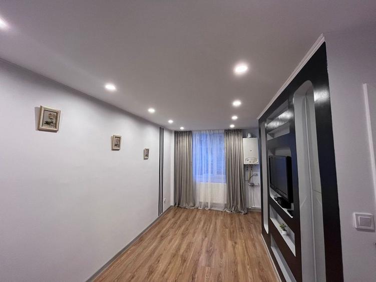 Vand garsoniera renovata in 2026 - 3