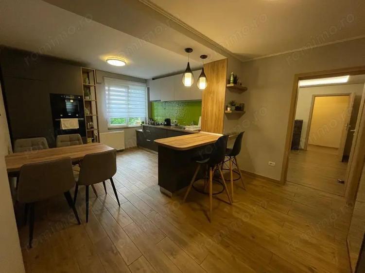 P-ta Marasti. 3 camere. Etaj intermediar. Amenajat. - 12