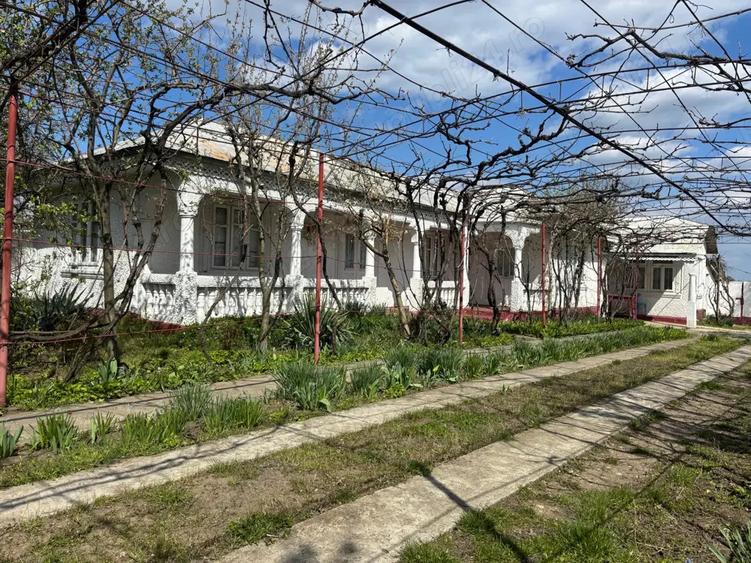 De vanzare casa batraneasca sat Calmatui, comuna Grivita, jude?ul Galati - 10