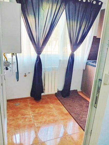 Ofer spre inchiriere garsoniera simpla - 2