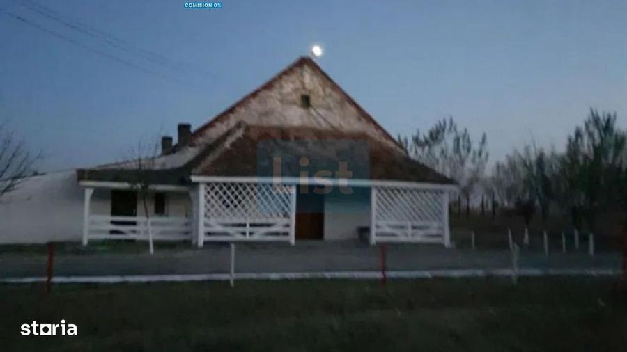 Casă cu 3 camere cu Teren 24281 Mp în Ciortea