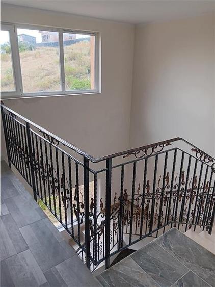 Chiperesti  Tomesti  Vila P+E SU=236mp 5 dormitoare living doua bai garaj TEREN - 12