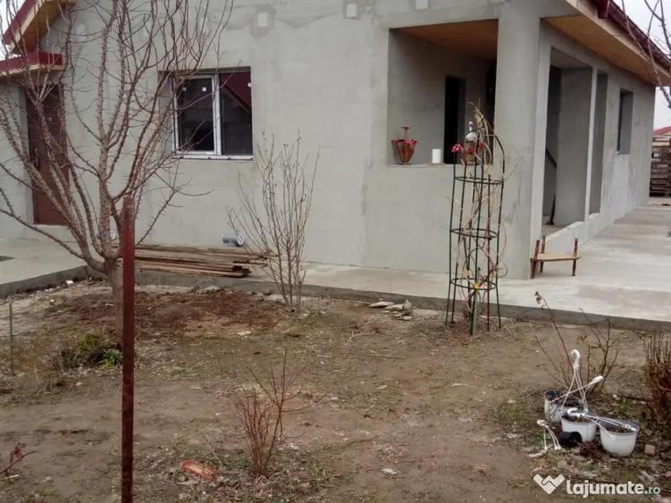 Casa la ro?u, teren 1200 mp, Mineri - 4