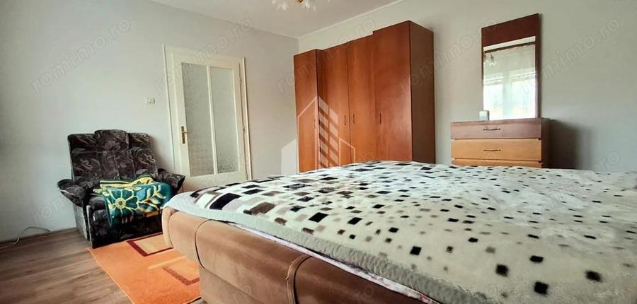 Casa Spatioasa cu Teren Generos in Vladimirescu - 12