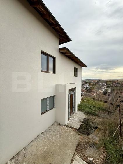 Casa individuala panoramica 180°, 160 mp utili, teren 500 mp - 1