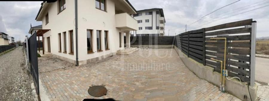 Casa 5 camere de vanzare in Apahida