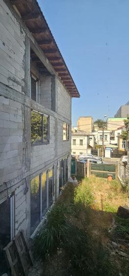 Centru / magazinul TOMIS - 7