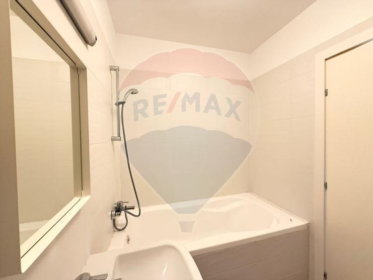 DE INCHIRIAT Apartament 3 camere New Point Pipera Voluntari - 28