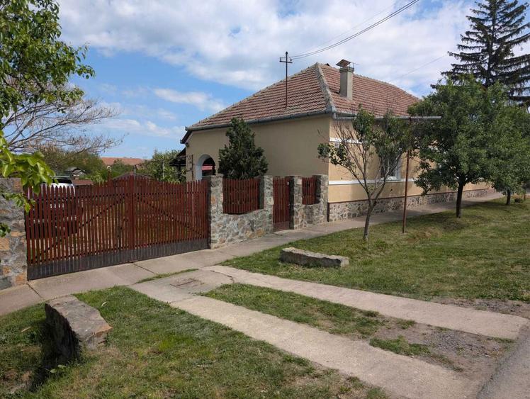 Casa in Mailat, Jud. Arad. - 2