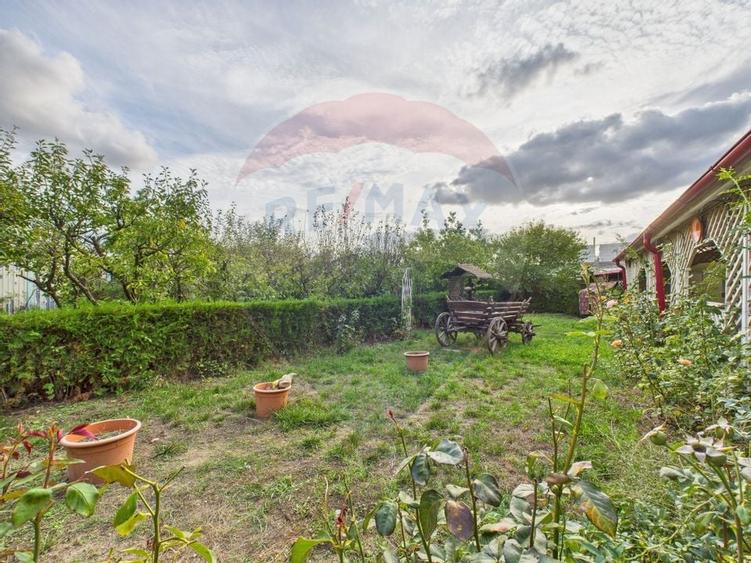 Casa / Vila cu 5 camere de vanzare in orasul Negru Voda, zona Central - 17