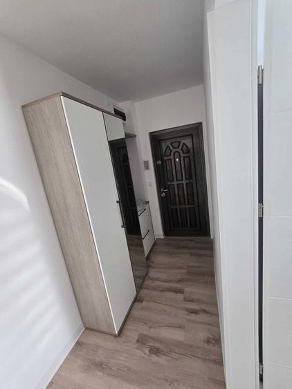 Apartament cu 2 camere decomandat în Ștrand