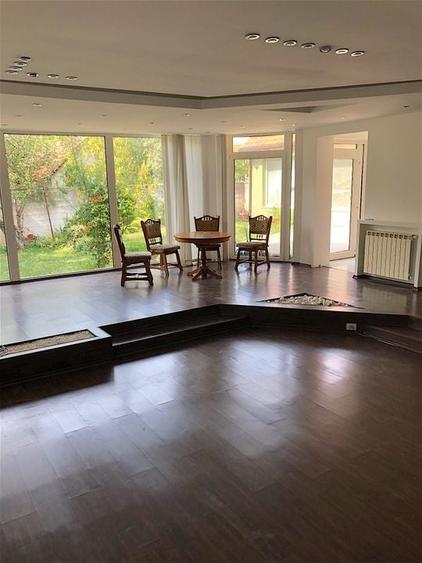 Casa zona Cetatii de locuit sau birouri - 23