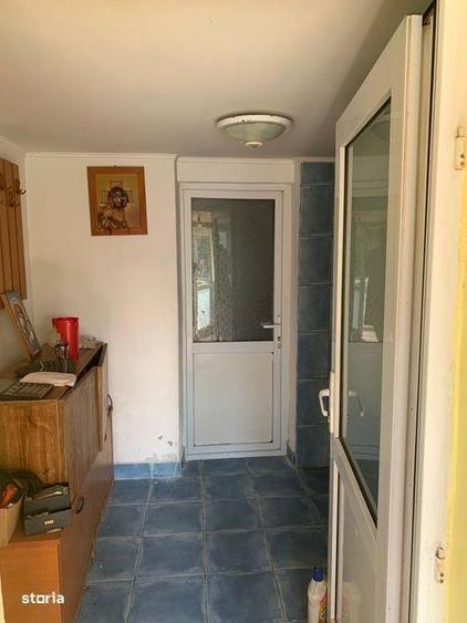 Vand cladire +camere de locuit si anexe - 7