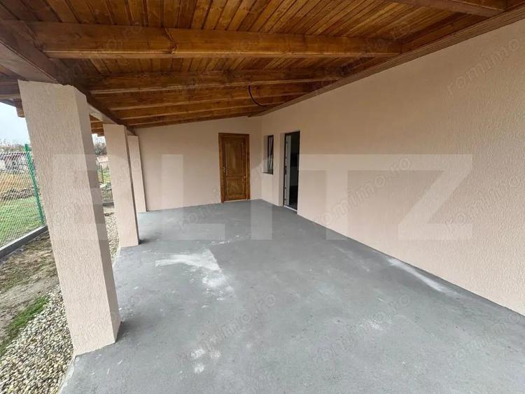 Casa de vanzare ,100mp Lazuri - 6