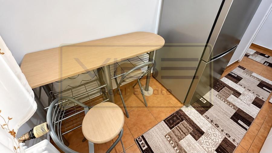 Apartament cu 2 camere semidecomandat, mobilat în Alexandru cel Bun