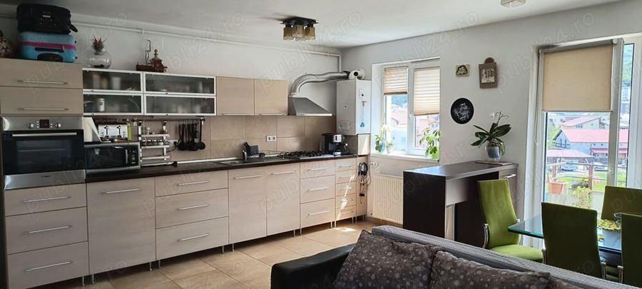 Floresti , Florilor 2 camere - 4