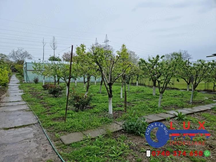Casă cu Teren 1750 Mp în Babadag