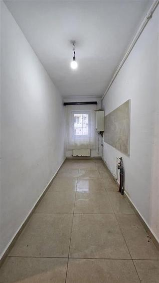 Garsoniera decomandata zona Vasile Aaron - 1