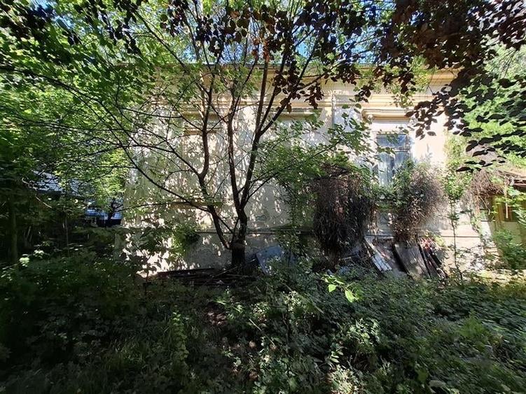 Casa Focsani parter+demisol, teren 840 mp, zona centru - 5