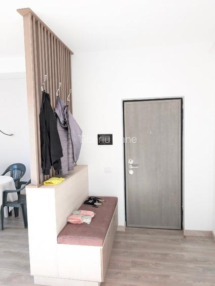 Apartament 3 camere decomandat 2025, Centru, Zona Trattoria