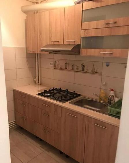 1 camera in zona Lipovei - 3