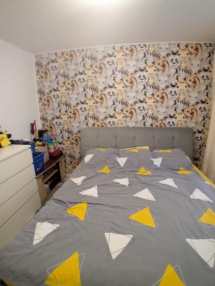 12 minute Metrou Aparatorii Patriei Apartament 3 Camere Mobilat Modern - 2