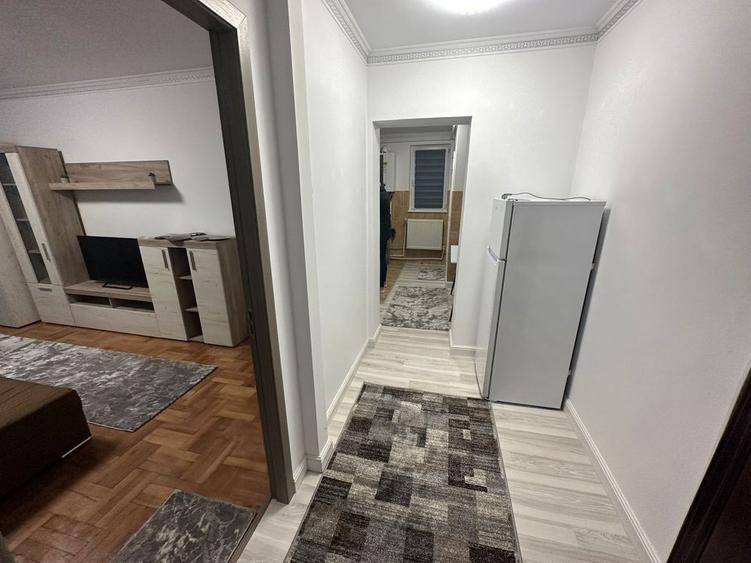 Vand Apartament La Partier 2camere -Renovat recent- - 1