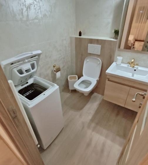 Centrul Civic - apartament 2 camere decomandat - etajul 1 - 5