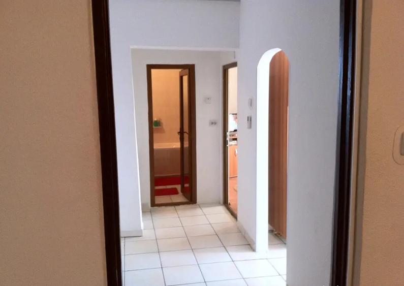 Apartament de inchiriat, 2 camere, ultracentral, pe malul marii, in Constan?a. - 3