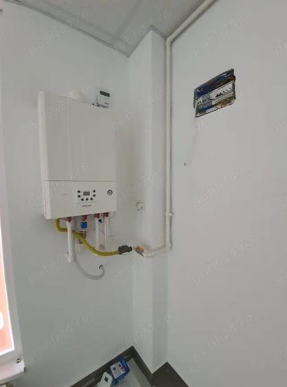 Spa?iu comercial de inchiriat, bloc nou zona Decebal Prima Shops - 13