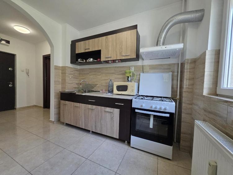Inchiriere apartament 2 camere Mosilor - 1